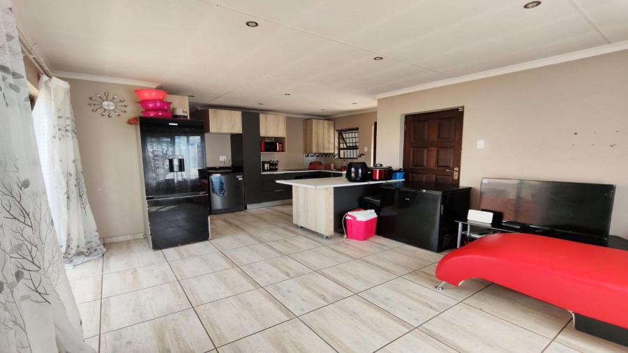3 Bedroom Property for Sale in Heidedal Free State